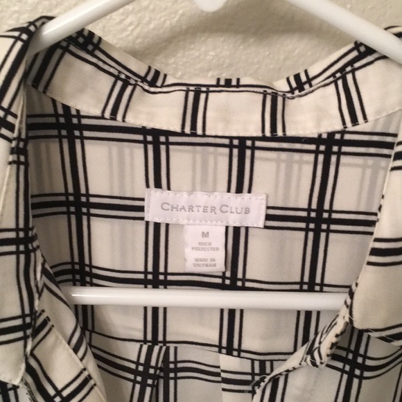 Button down blouse - Picture 2 of 2